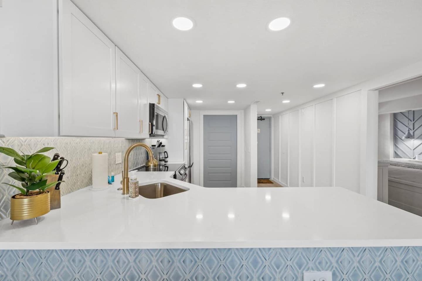 Luxury Ocean Front By Barefoot Landing Leilighet Myrtle Beach Eksteriør bilde